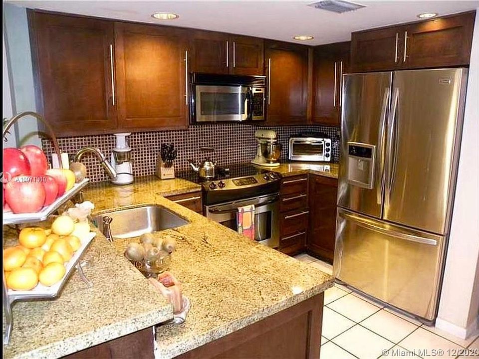1st image of 3045 NE 183rd Ln #45