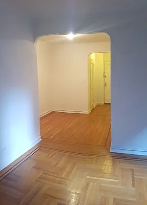Rented by Smart NY Realty LLC | media 5