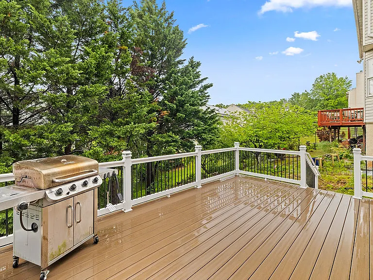 5714 Silk Tree Dr — Photo 42