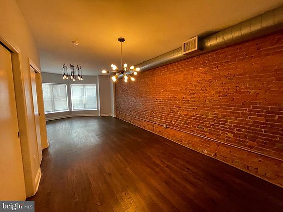 3rd image of 104 S 13th St Unit 2