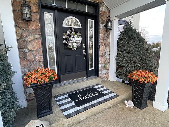 5th image of 303 Buckhead Ln