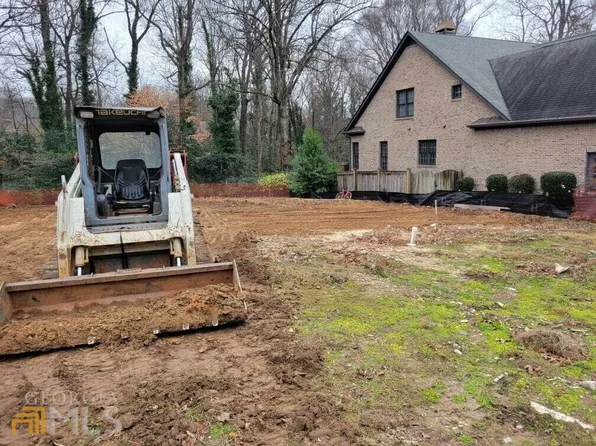 2999 Cravenridge Dr NE, Atlanta, GA 30319