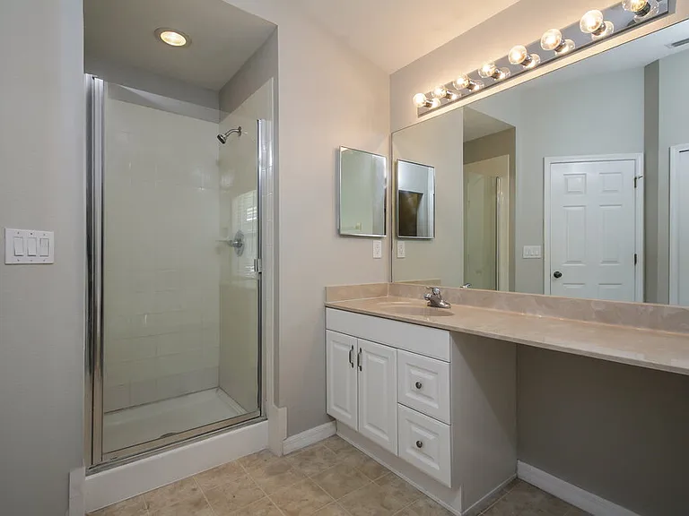 11008 Laurel Brook Ct — Photo 10