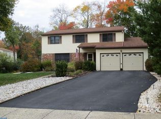 2716 Valley Woods Rd, Hatfield, PA 19440