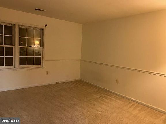 4th image of 13062 Shadyside Ln #96-6