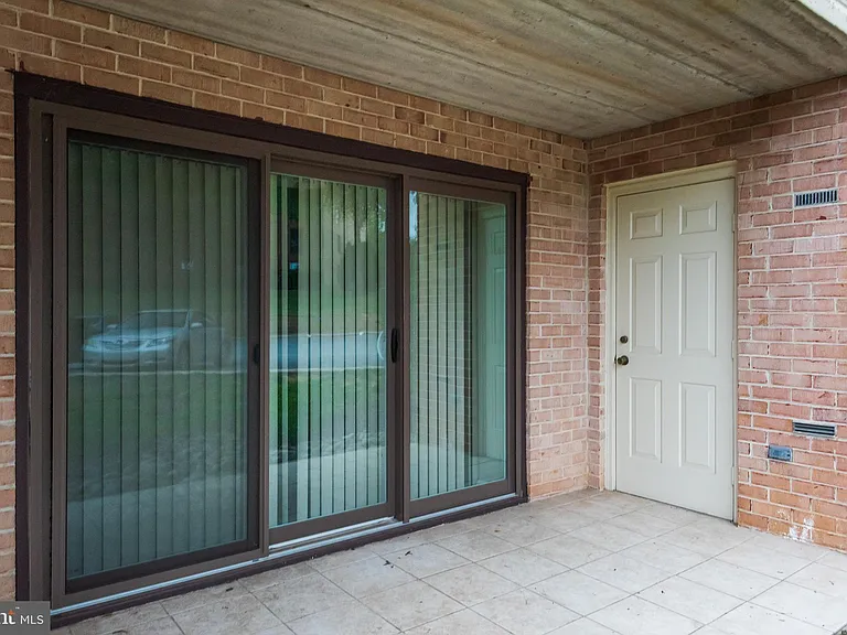510 Washington Pl #10 — Photo 29