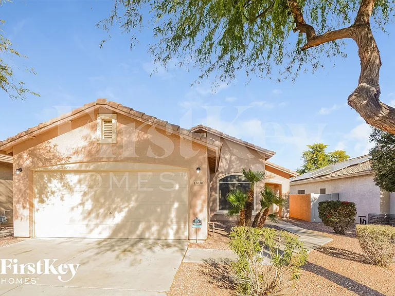 13030 W Windrose Dr — Photo 2