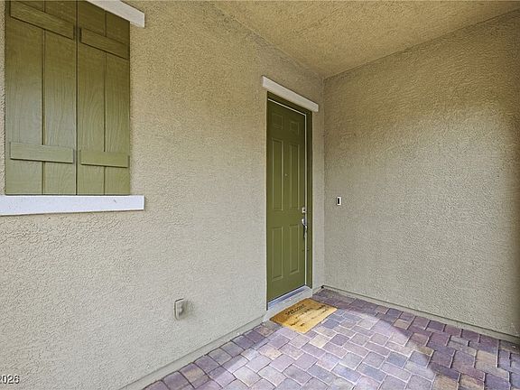4th image of 11083 Camden Bay St