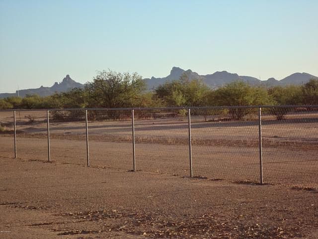 2nd image of 1 Desert Park Dr