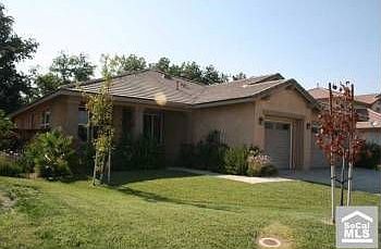 2nd image of 220 Holsteiner Cir