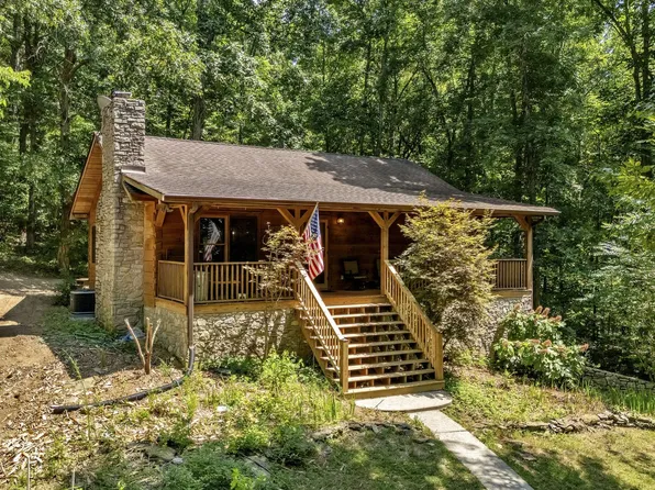 5833 Dewey Carr Rd, Bethpage, TN 37022