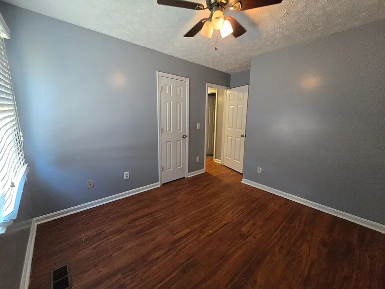 6957 Bone Creek Dr — Photo 32