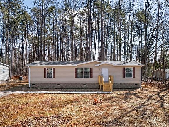 2nd image of 1395 Safrit Rd