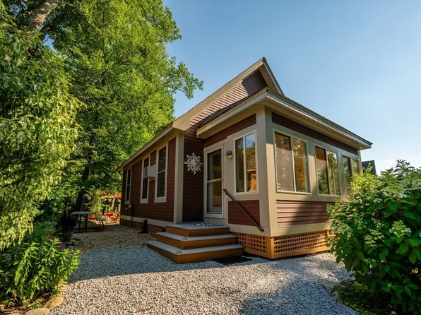 7 White Pine Knl Unit 7, Westford, MA 01886