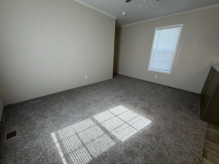 38000 Le Chateau Blvd #445 — Photo 7