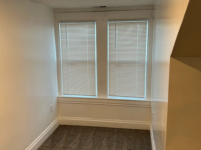 138 Highland Ave #4 — Photo 11