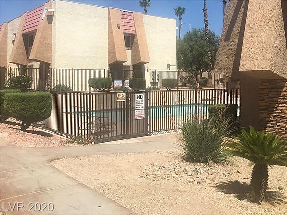 3rd image of 4421 Alexis Dr Unit 433