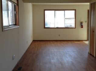 2003 Chamblee Dr APT C, Valparaiso, IN 46383