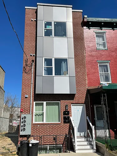 667 N 39th St #2 Photo 1