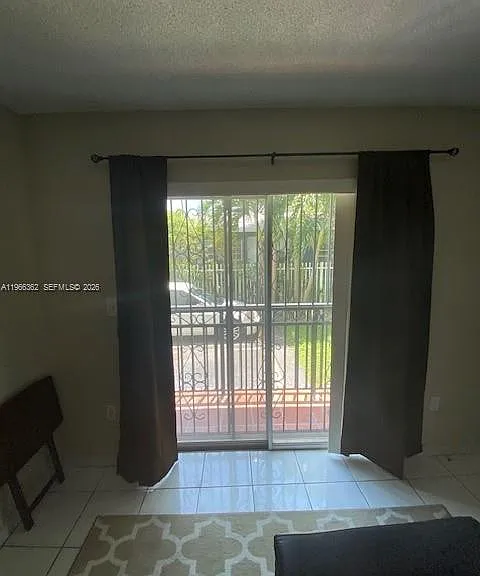 1530 SW 2nd St #101 — Photo 12