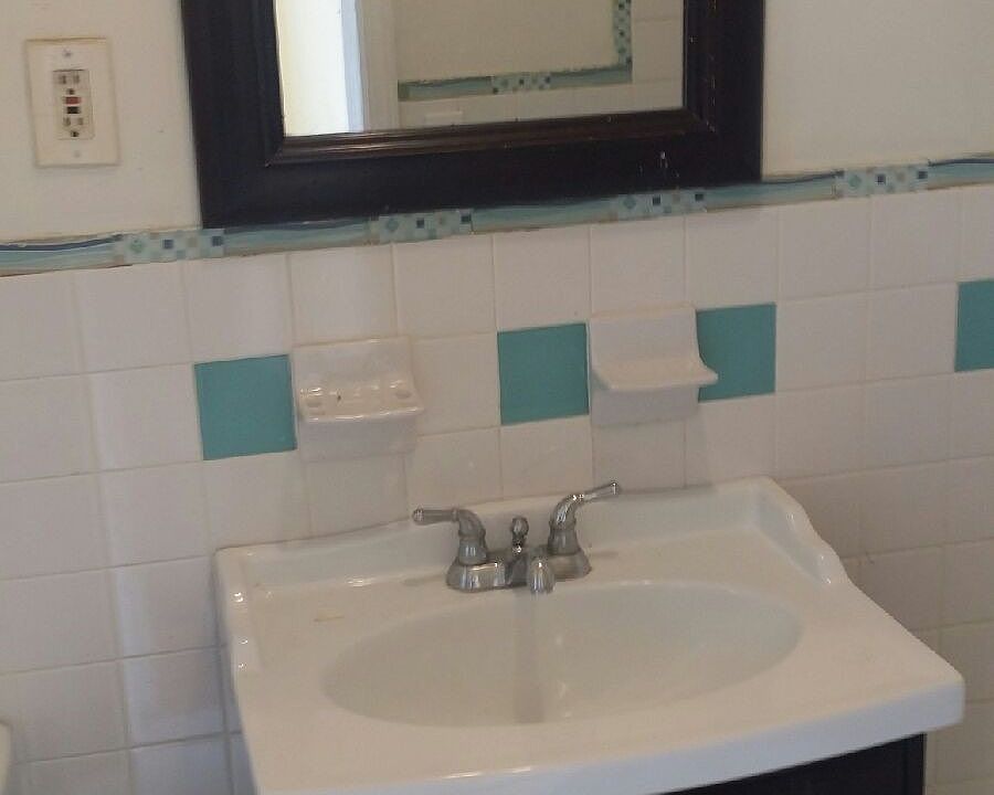 1st image of 211 Beach 29th St Unit 4