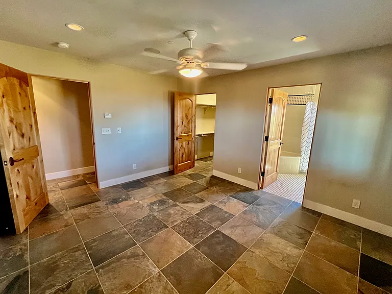 300 Corona Rd — Photo 26