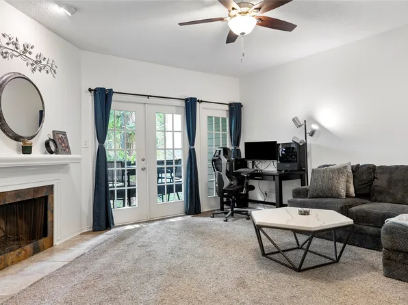 9801 Royal Ln APT 312, Dallas, TX 75231