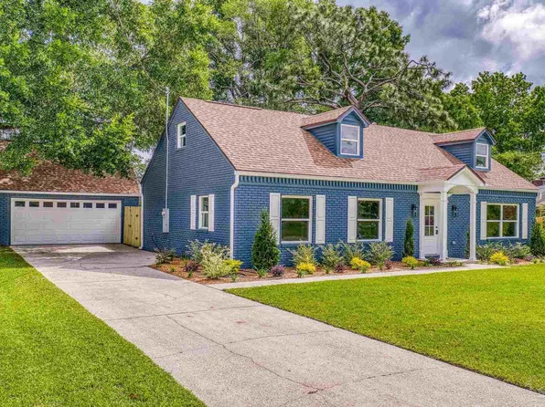 4020 Kingsberry Dr, Pensacola, FL 32504