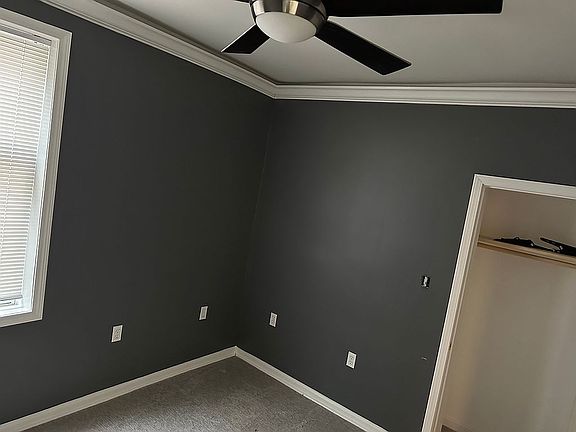 4th image of 2437 Griffiths Ave