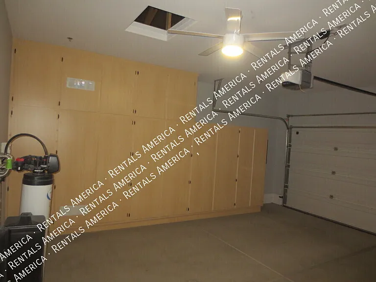 3636 E Lodgepole Dr — Photo 22