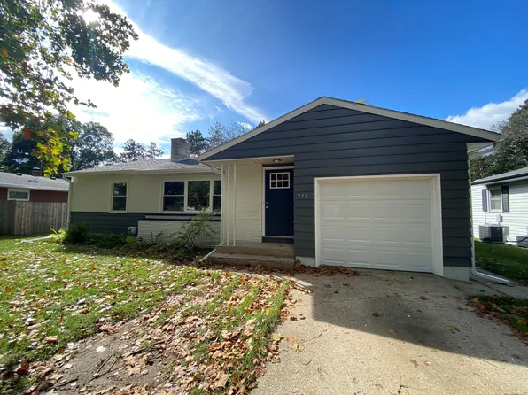 419 N Harris St, Paw Paw, MI 49079