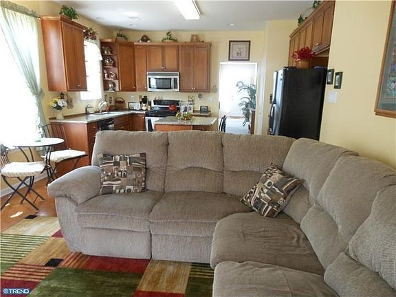 5th image of 25 Ackman Ln