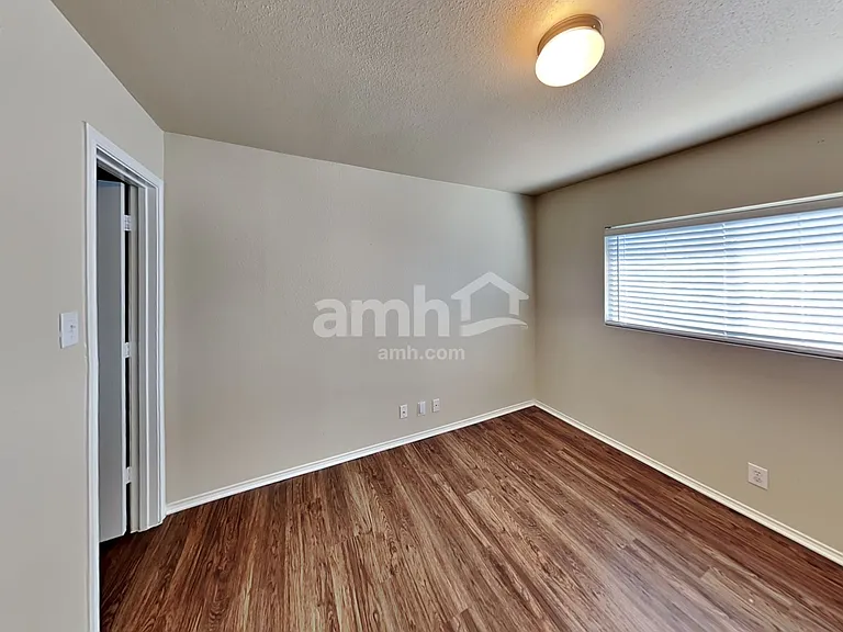 11830 Briarton Pass — Photo 16