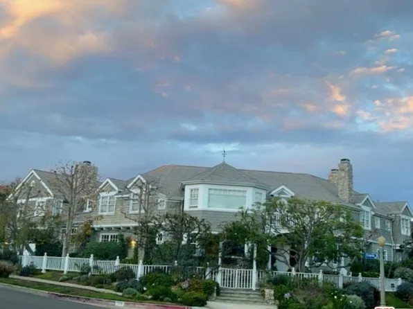700 Chapala Dr, Pacific Palisades, CA 90272