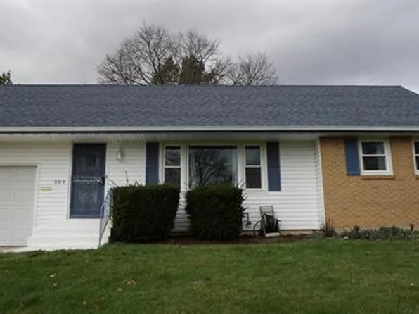 309 Kenilworth Dr, Rockford, IL 61108