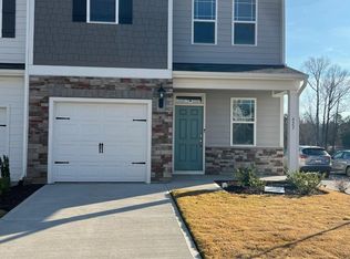 627 Oakbrook Pass Way, Fuquay Varina, NC 27526