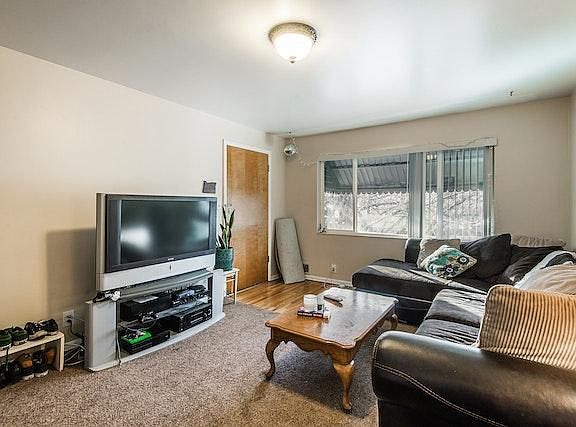 3rd image of 1203 S McClelland St APT 2A