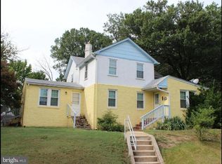 5015 Indian Ln APT B, College Park, MD
