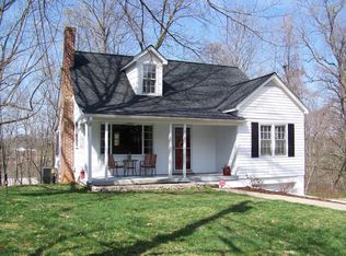 463 Park Blvd, Winston Salem, NC 27127