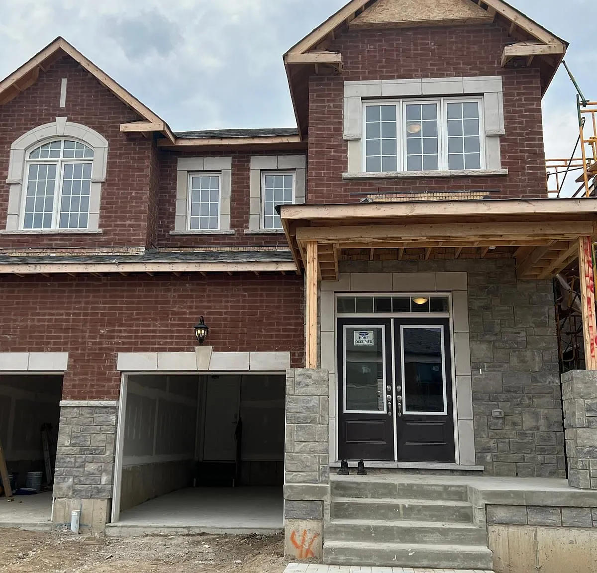 4 bed, $2,895 — Photo 1