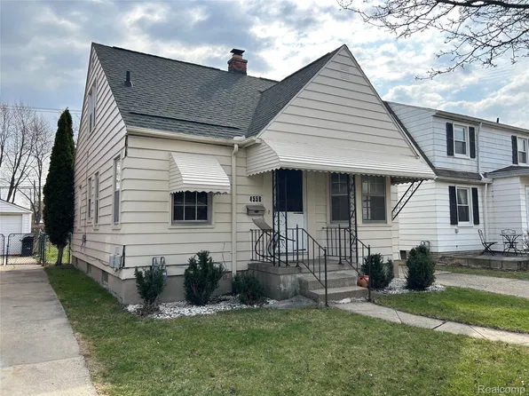 4558 Helen St, Dearborn, MI 48126