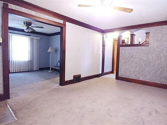 4th image of 5145 Greenhurst Dr