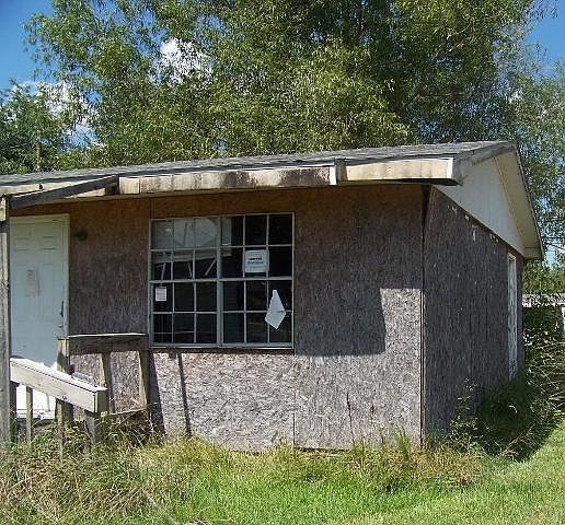 2nd image of 535 Wyman Rd