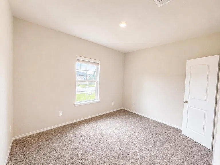 21460 Rustic Elm Dr — Photo 13