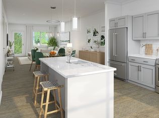 7 E Dexter Ave #10, Woburn, MA 01801
