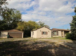 28796 N Lemon Rd, Mundelein, IL 60060