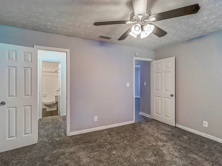 2x2 Main Bedroom