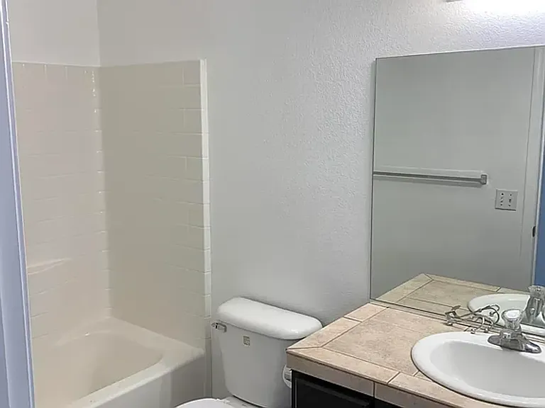 1514 Pebble Dr — Photo 15