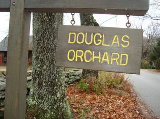 36 Locust St, Douglas, MA 01516