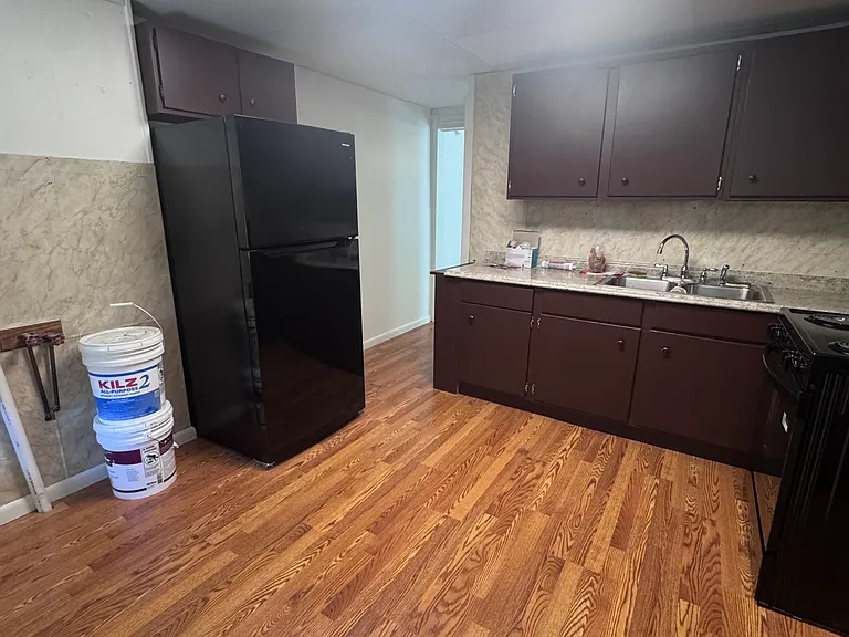 60 Lanning Ln #1 — Photo 8